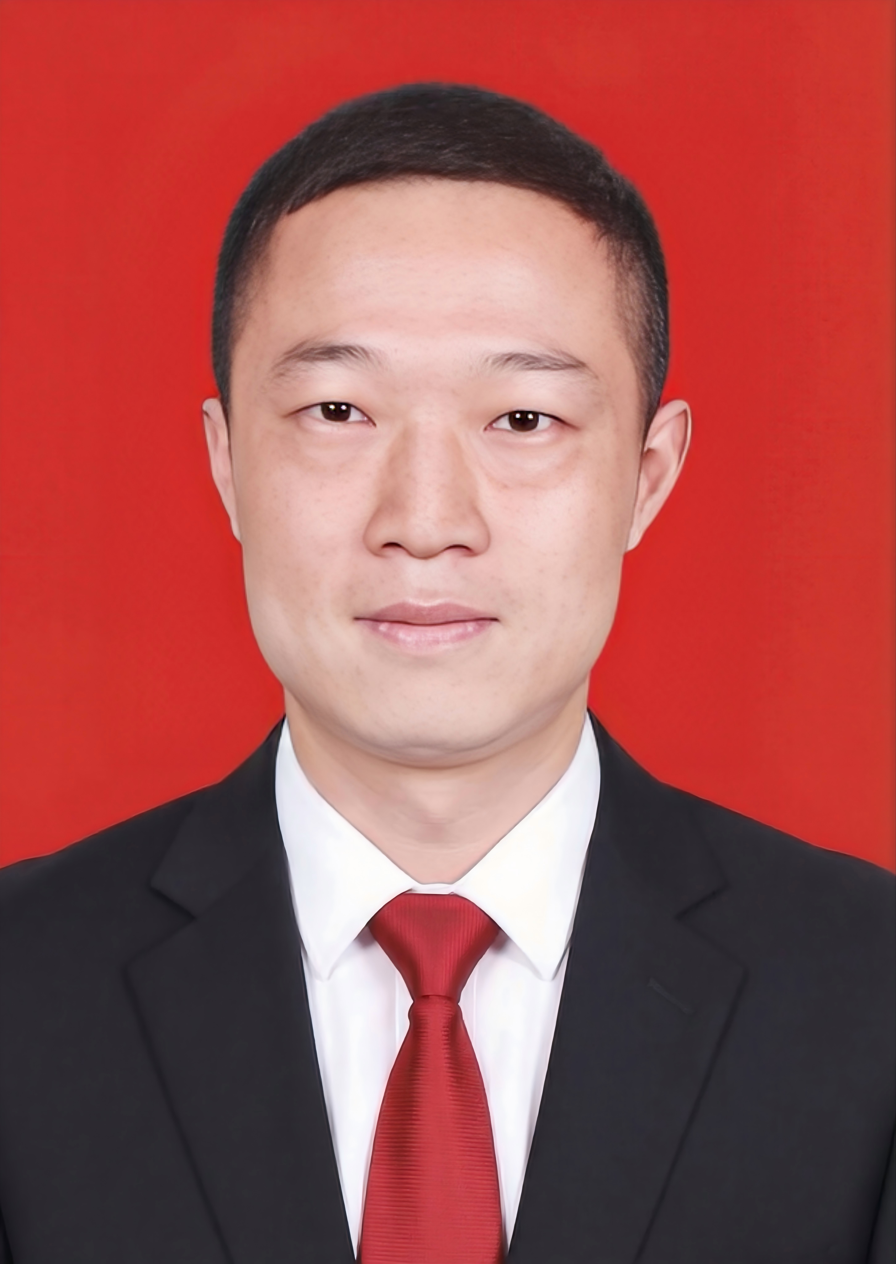 党总支副书记：李毅鹏